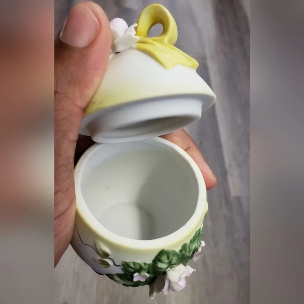 Vintage Lefton China Bisque Porcelain Egg